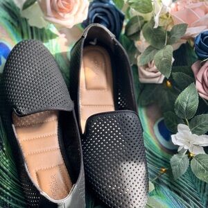 Morgan Taylor Black Perforated Leather Loafers